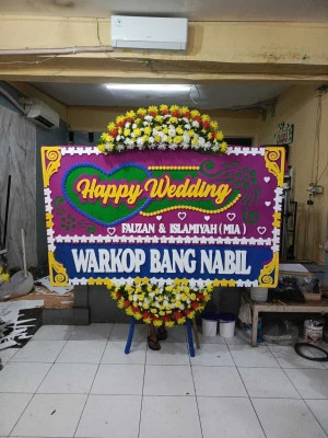 Papan Bunga di Tanjungkulon Kajen
